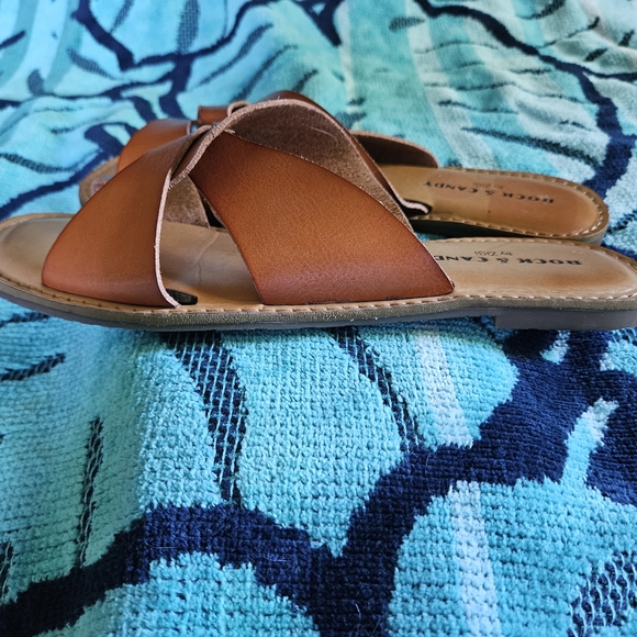 Vegan Leather Sandals - Picture 6 of 9